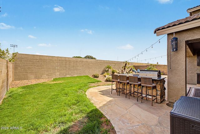 711 N PHEASANT Drive, Gilbert, AZ 85234