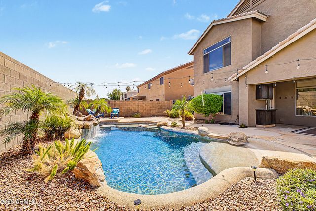 711 N PHEASANT Drive, Gilbert, AZ 85234