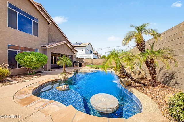 711 N PHEASANT Drive, Gilbert, AZ 85234