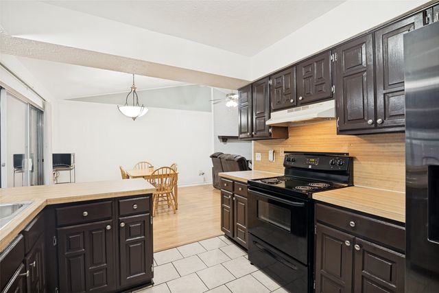 1102 Alexandria Avenue, Garland, TX 75040