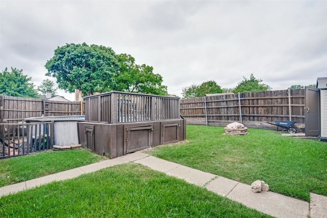 1102 Alexandria Avenue, Garland, TX 75040