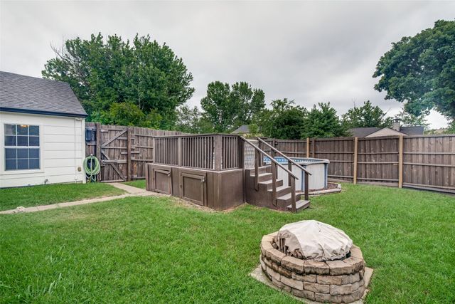 1102 Alexandria Avenue, Garland, TX 75040