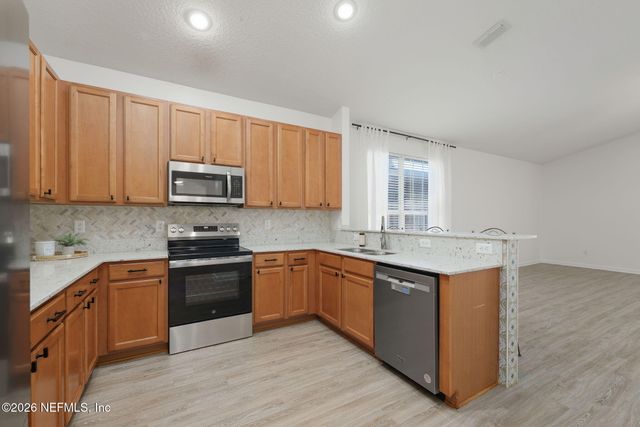 2028 TRAILING PINES Way, Fleming Island, FL 32003