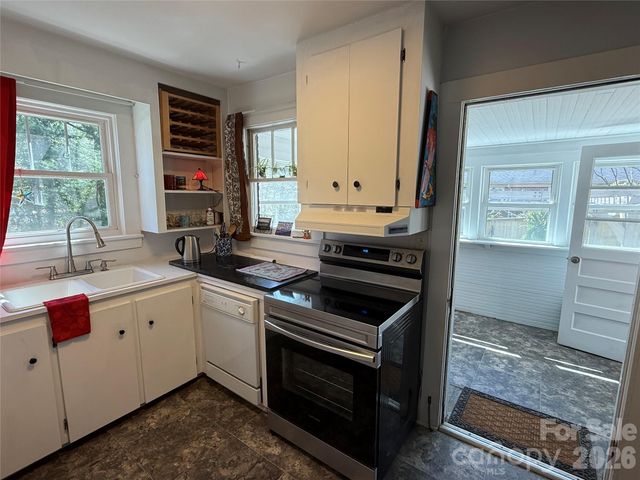 110 Lincoln Avenue, Marion, NC 28752