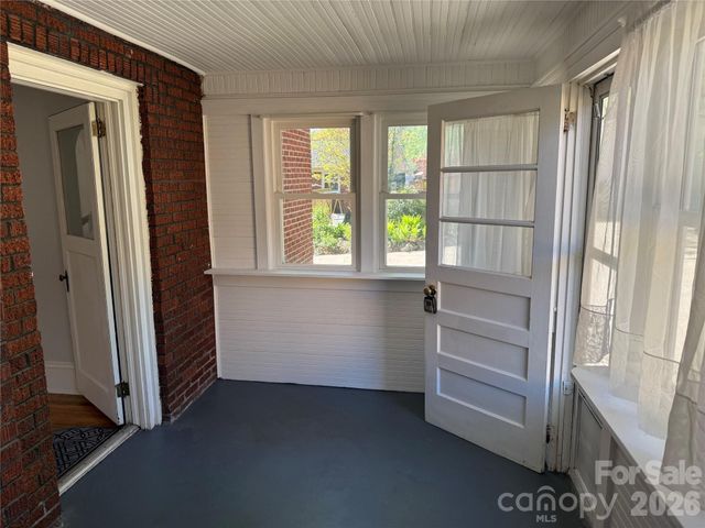 110 Lincoln Avenue, Marion, NC 28752