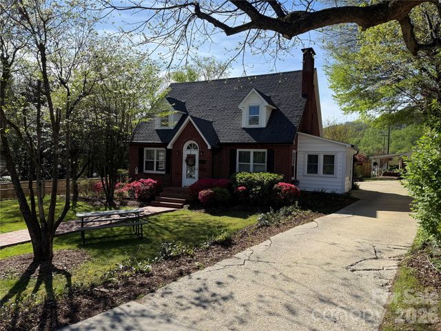 110 Lincoln Avenue, Marion, NC 28752