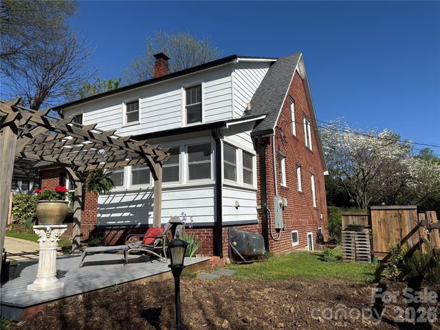 110 Lincoln Avenue, Marion, NC 28752