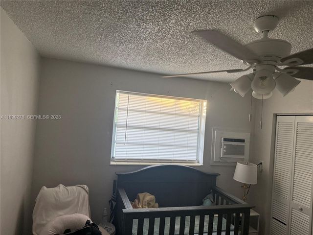 3251 NW 101st St 1, Miami, FL 33147