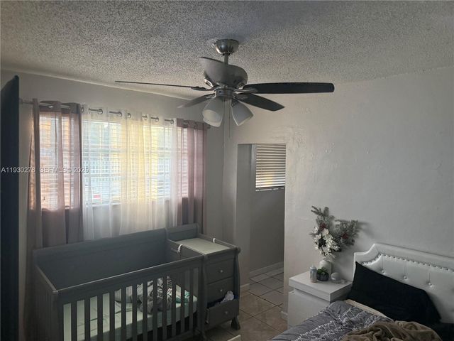 3251 NW 101st St 1, Miami, FL 33147