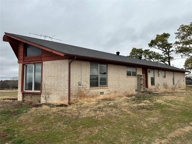 2167 County Street 2988, Blanchard, OK 73010