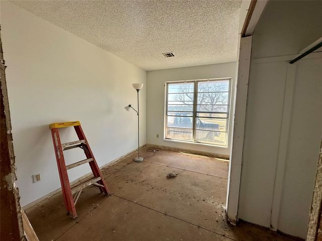 2167 County Street 2988, Blanchard, OK 73010