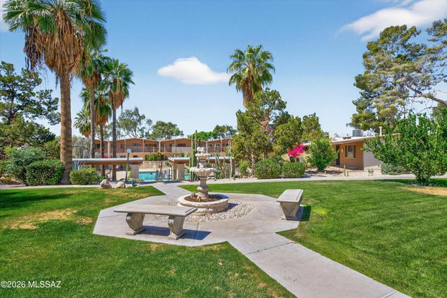 5901 N Oracle Rd Apt 24, Tucson, AZ 85704