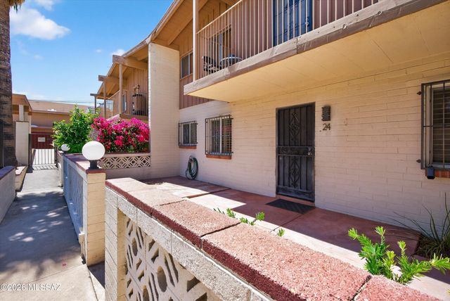5901 N Oracle Rd Apt 24, Tucson, AZ 85704