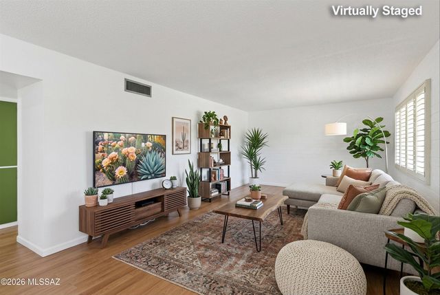 5901 N Oracle Rd Apt 24, Tucson, AZ 85704