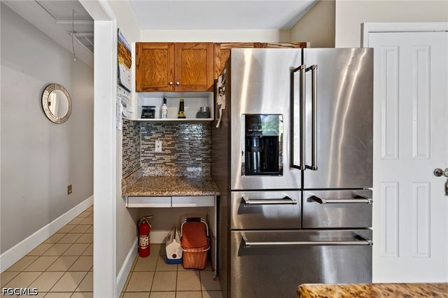 1805 Everest PKWY, Cape Coral, FL 33904