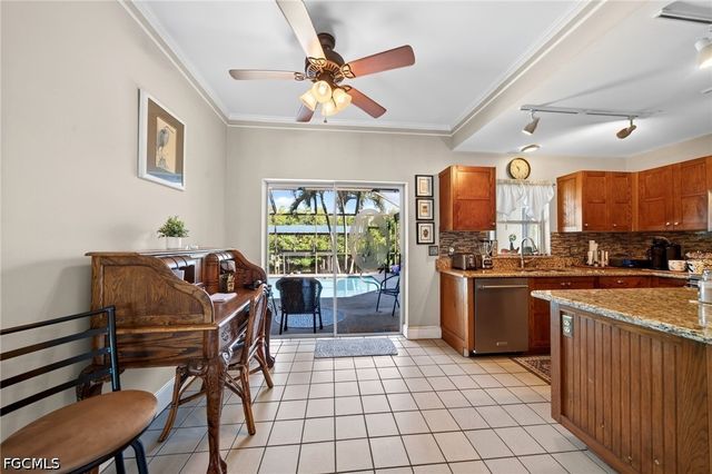 1805 Everest PKWY, Cape Coral, FL 33904