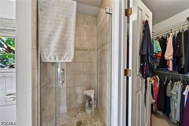 1805 Everest PKWY, Cape Coral, FL 33904