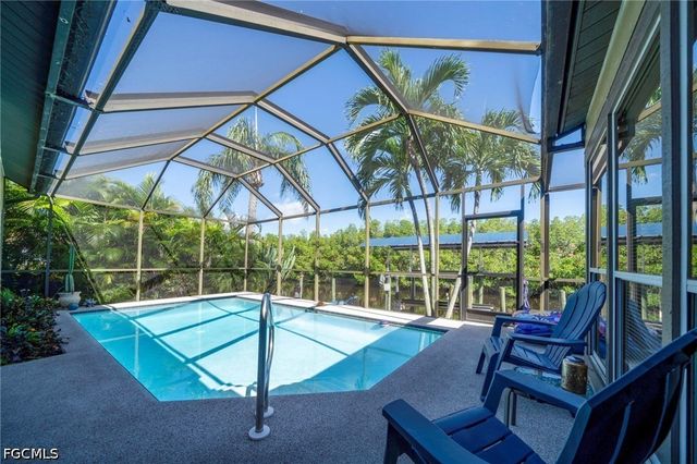 1805 Everest PKWY, Cape Coral, FL 33904