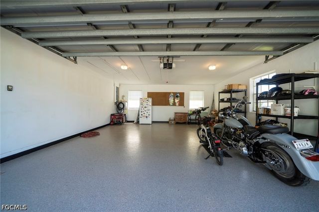 1805 Everest PKWY, Cape Coral, FL 33904