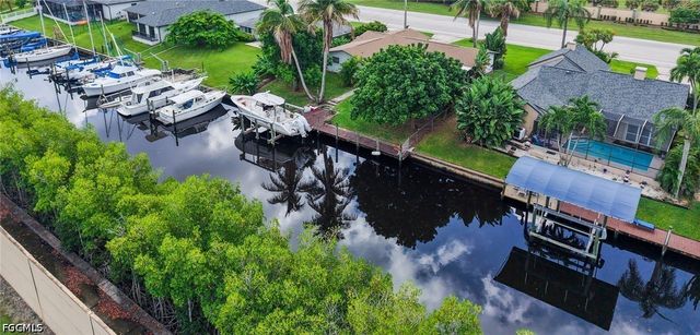 1805 Everest PKWY, Cape Coral, FL 33904