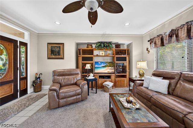 1805 Everest PKWY, Cape Coral, FL 33904