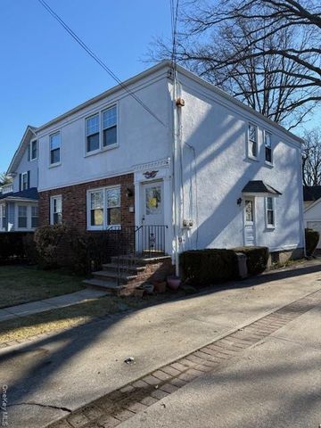 15 Geranium Avenue, Floral Park, NY 11001