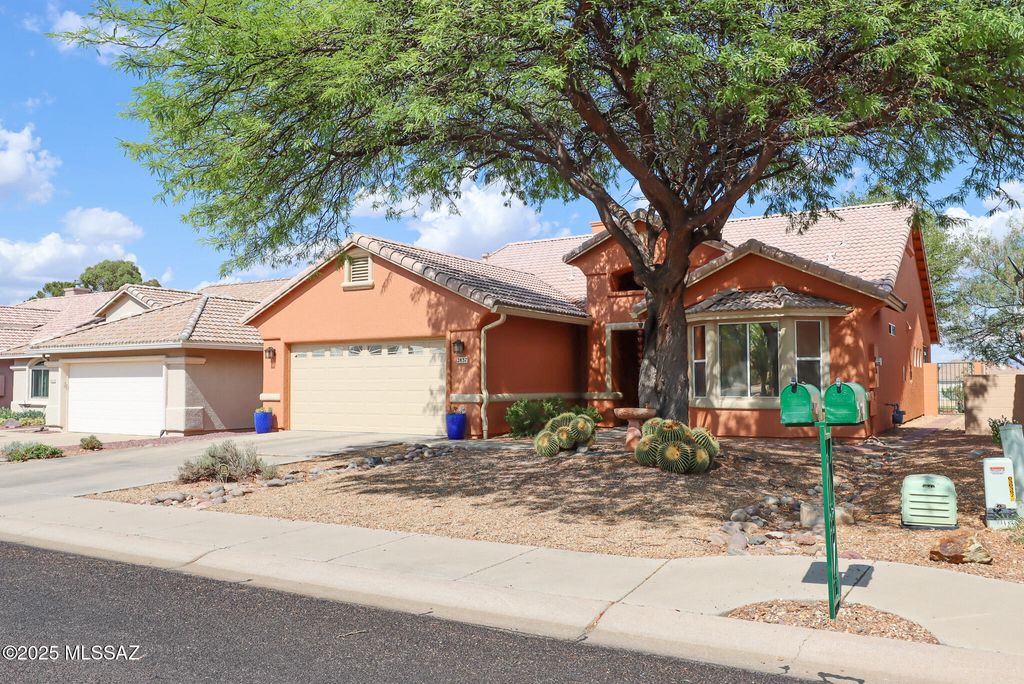 2837 Fairmeade Circle, Sierra Vista, AZ 85650