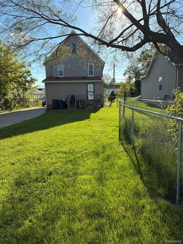 1214 Root Street, Flint, MI 48503