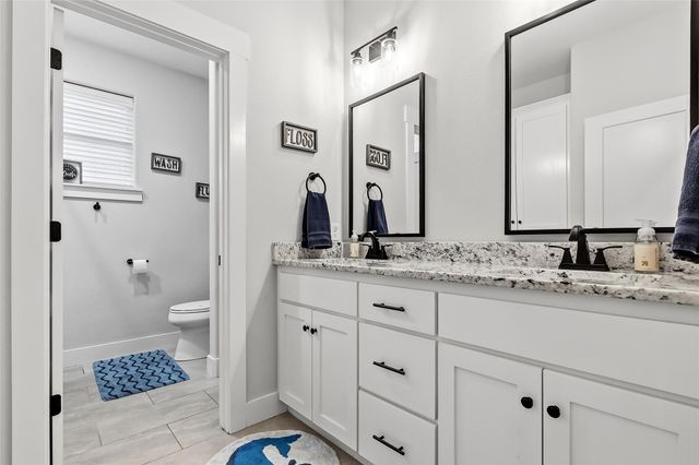 10547 Acacia Lane, Hearne, TX 77859