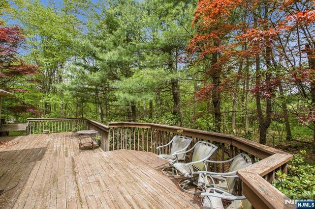 43 Maple Road, West Milford, NJ 07480