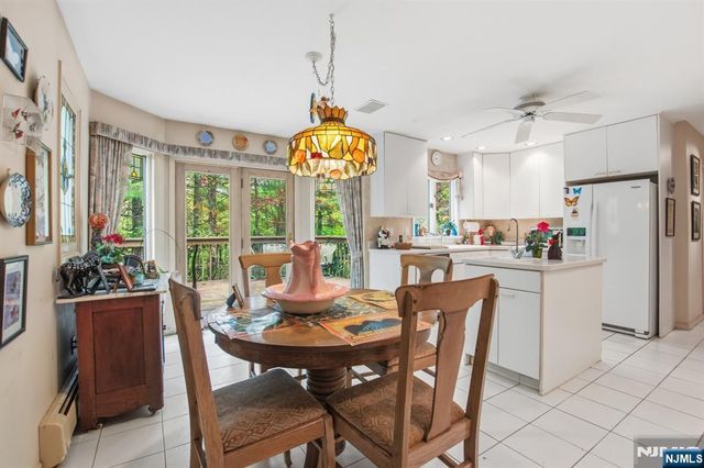 43 Maple Road, West Milford, NJ 07480