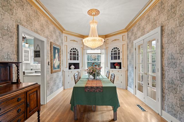 1320 E Main Street, Medford, OR 97504