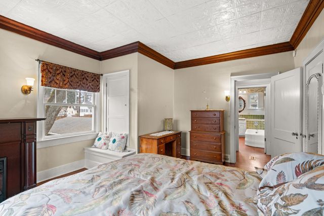 1320 E Main Street, Medford, OR 97504