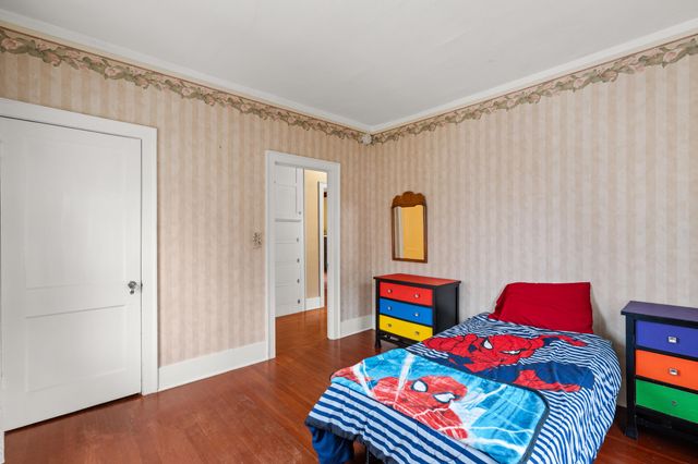 1320 E Main Street, Medford, OR 97504