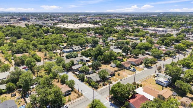608 & 614 Whitman Ave, San Antonio, TX 78211