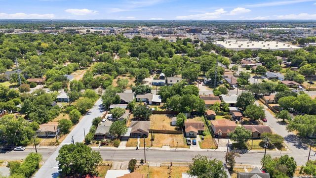 608 & 614 Whitman Ave, San Antonio, TX 78211