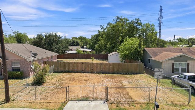 608 & 614 Whitman Ave, San Antonio, TX 78211