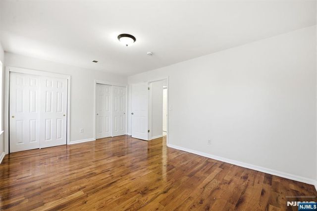 424 15th Street, Newark, NJ 07103