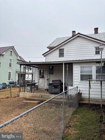 765 & 769 FAIRGROUND AVE, Chambersburg, PA 17201