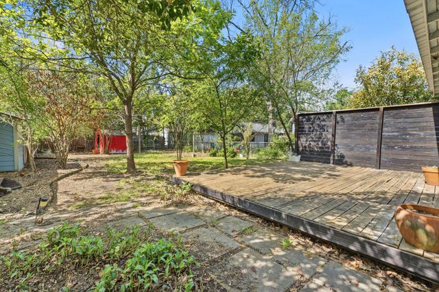 1513 W St Johns Ave, Austin, TX 78757