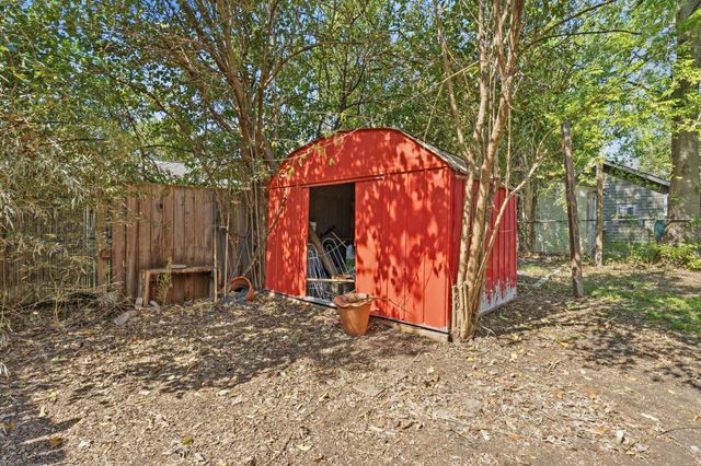 1513 W St Johns Ave, Austin, TX 78757