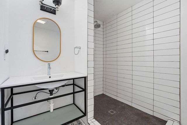 1513 W St Johns Ave, Austin, TX 78757