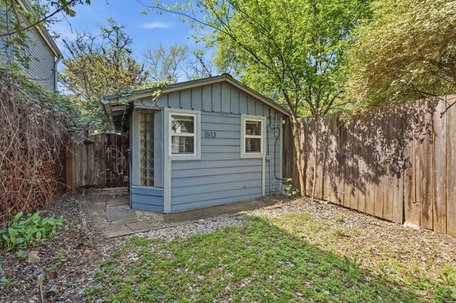 1513 W St Johns Ave, Austin, TX 78757