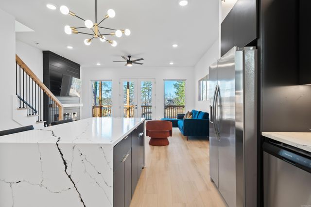 531 Northshore Drive, Hot Springs, AR 71913