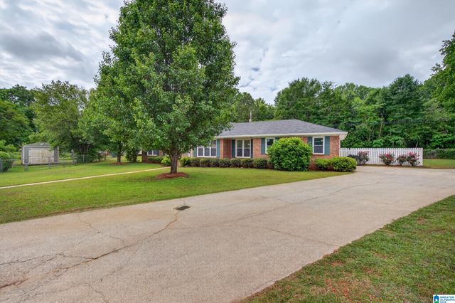 817 TAYLOR CIRCLE, Sylacauga, AL 35150
