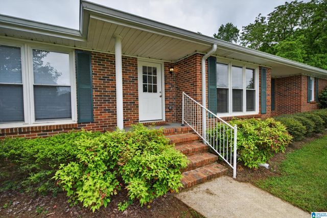817 TAYLOR CIRCLE, Sylacauga, AL 35150