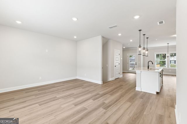 433 Elise Way, Lawrenceville, GA 30045