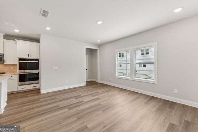 433 Elise Way, Lawrenceville, GA 30045