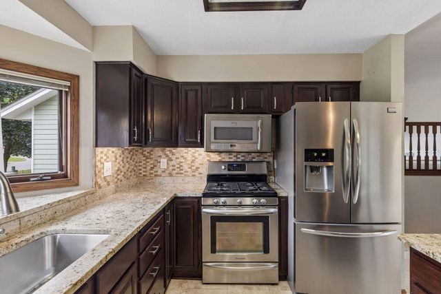 2512 8th Street, White Bear Lake, MN 55110