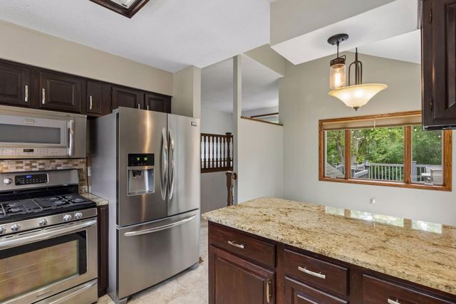 2512 8th Street, White Bear Lake, MN 55110